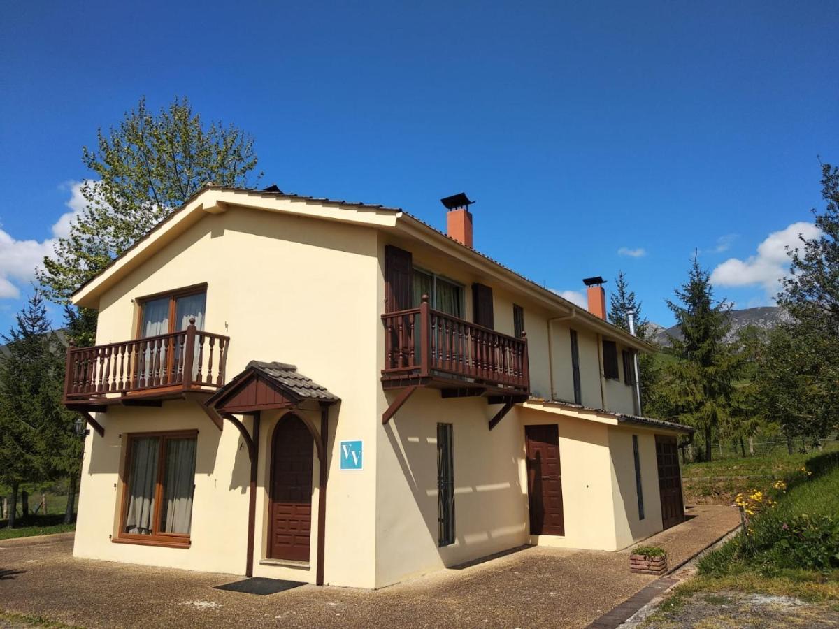 Country house Casa Oriental Cereceda (Asturias)