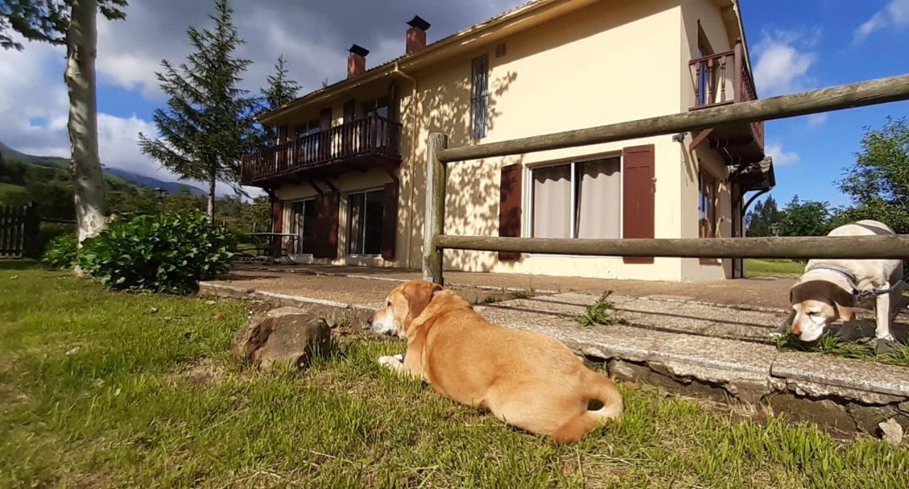 Country house Casa Oriental Cereceda (Asturias)